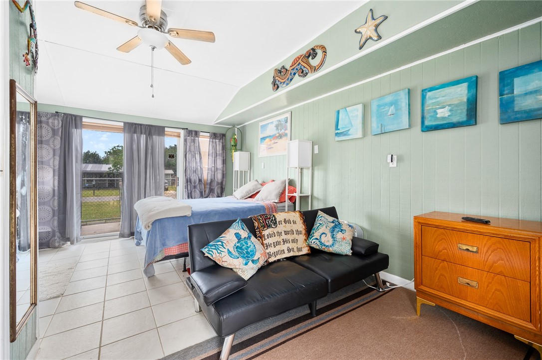 627 S Fuqua St Property Photo 28