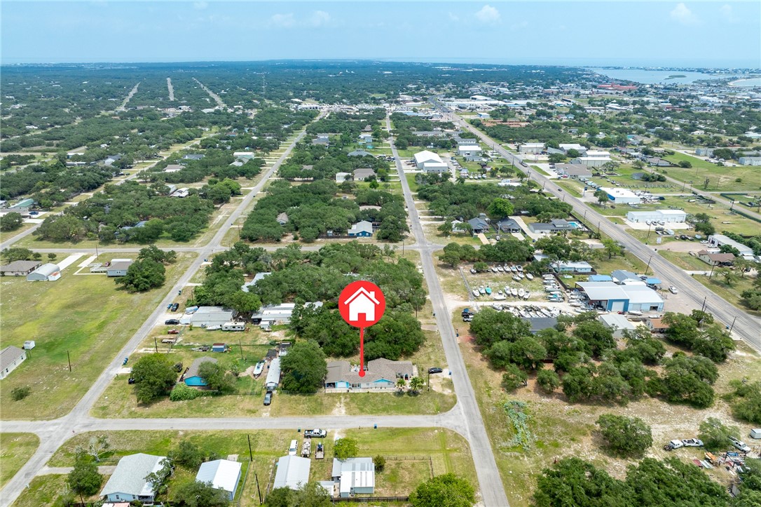 627 S Fuqua St Property Photo 40