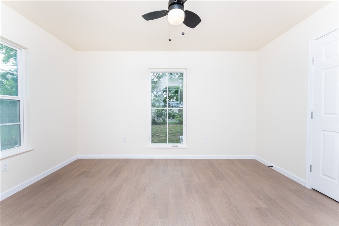 641 Caddo St Property Photo 12