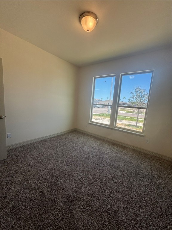 3101 Adak Ct Property Photo 3