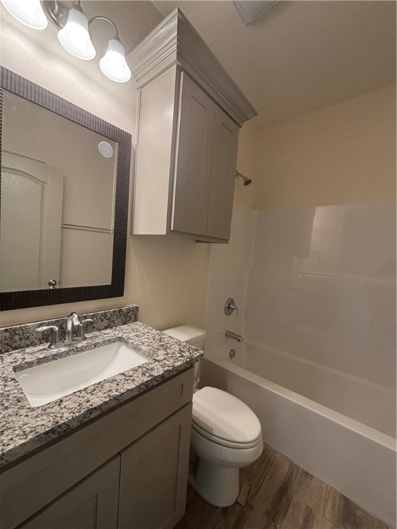 3101 Adak Ct Property Photo 4