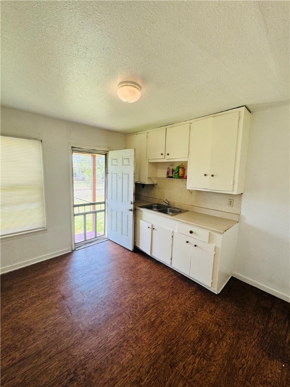 1725 Sycamore Pl Property Photo 5