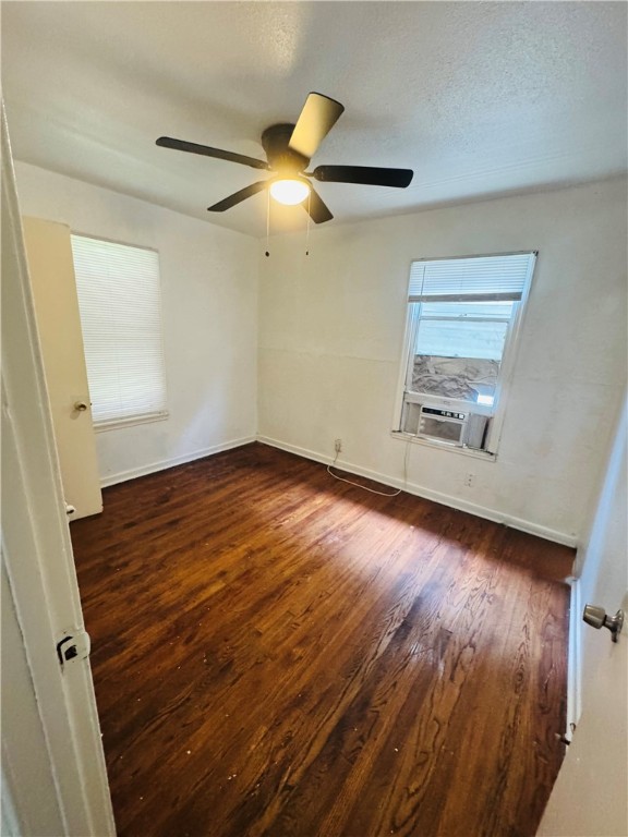 1725 Sycamore Pl Property Photo 9