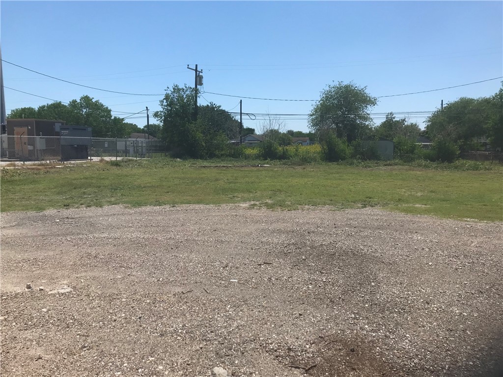 4664 Kostoryz Property Photo 23