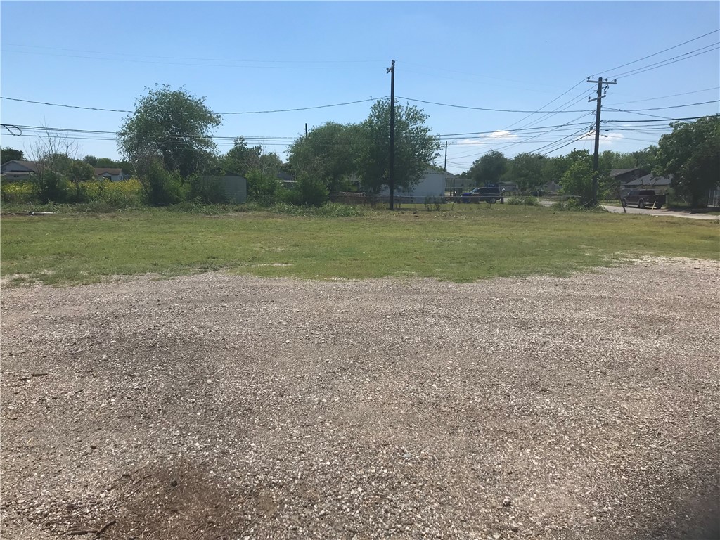 4664 Kostoryz Property Photo 25