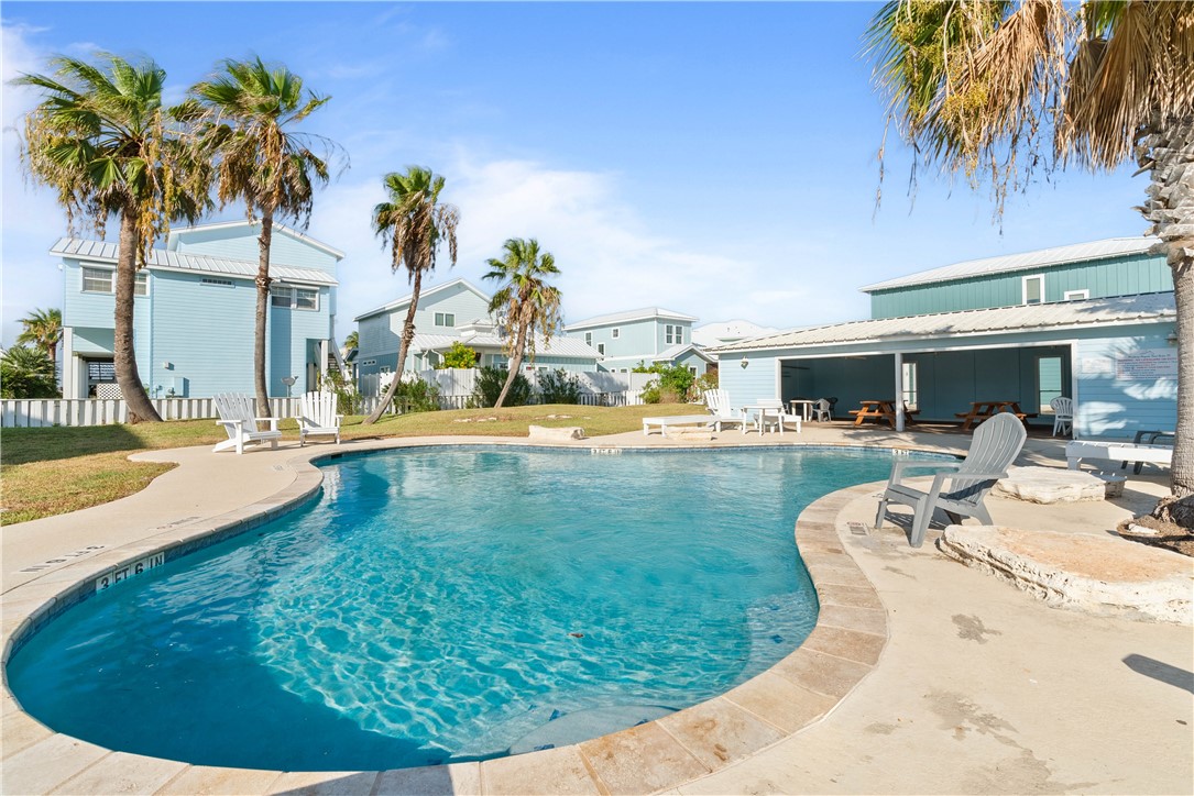 141 Mustang Royale Property Photo 4