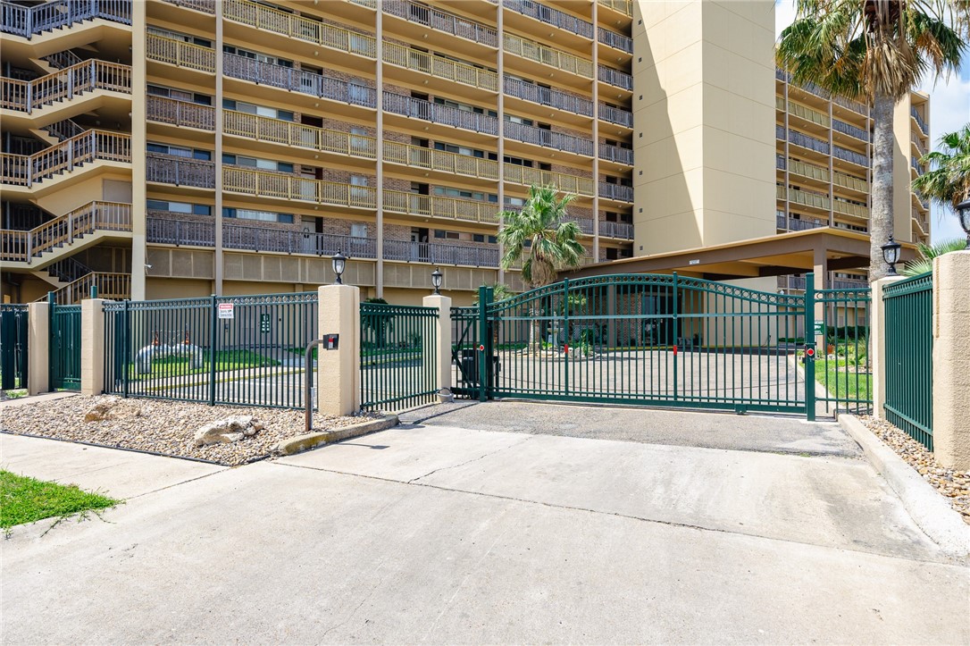 4000 Surfside Blvd 403 Property Photo 37