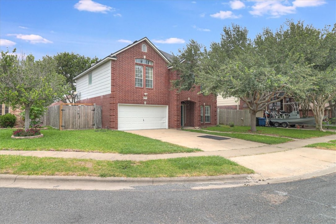 6709 Pembrock Property Photo 1