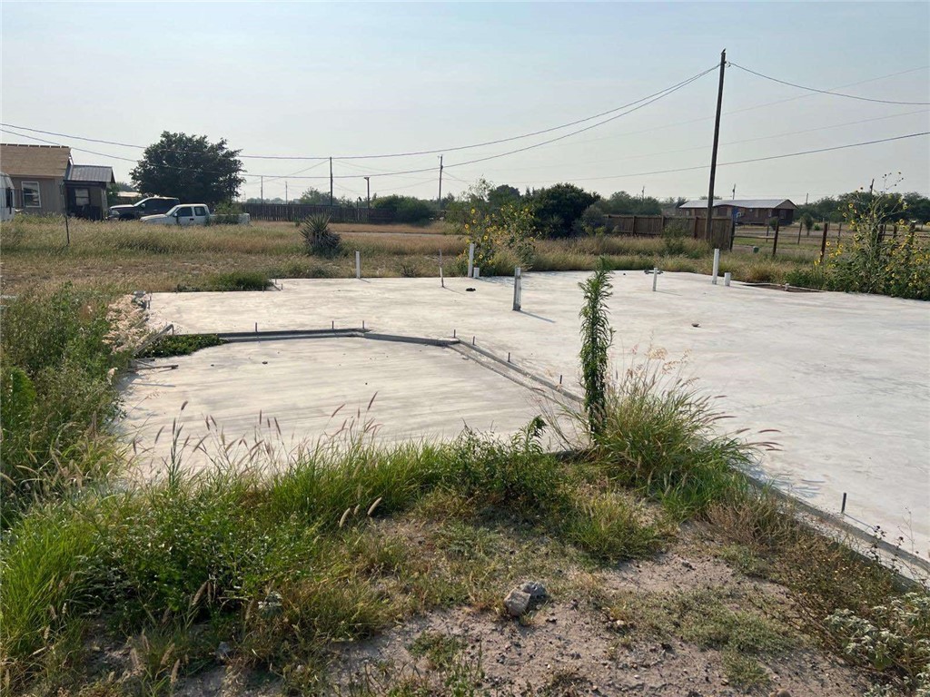 600 El Toro Ave Property Photo 2