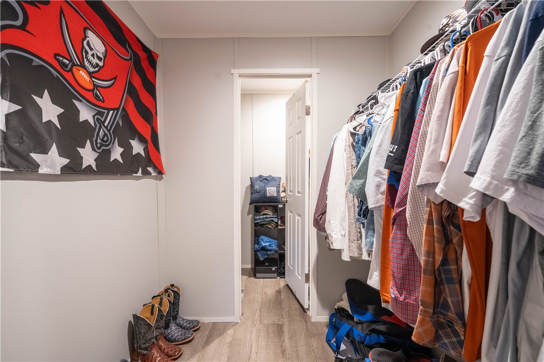 1101 Vela St Property Photo 12