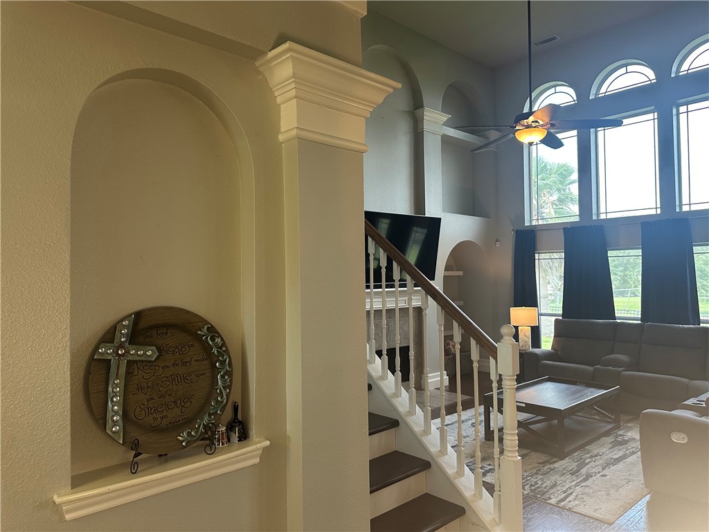 6333 Oso Pkwy Property Photo 32