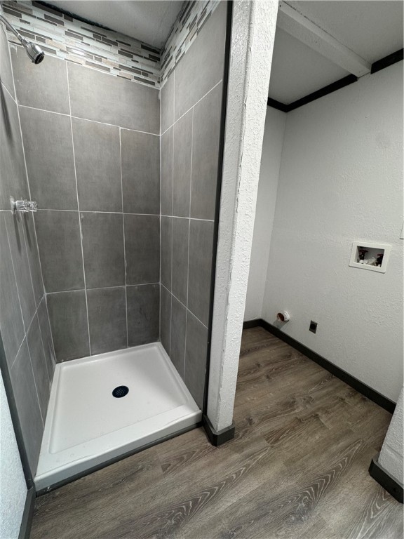 719 E Hahl St Property Photo 31