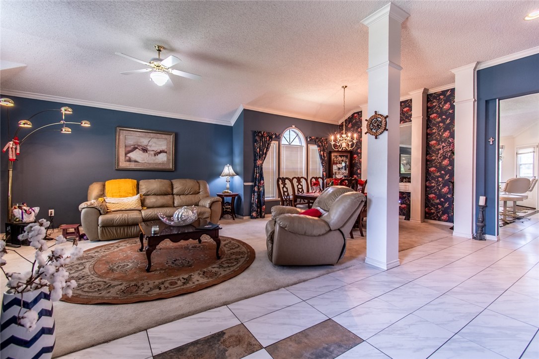 7206 Gold Ridge Road Property Photo 2