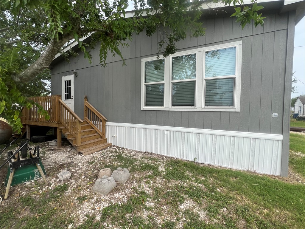 272 Orange St Property Photo 37