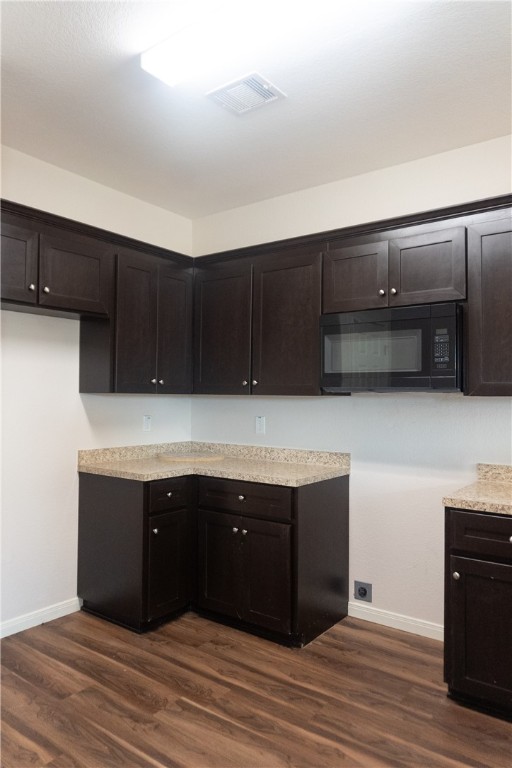 401 E Empresario Property Photo 8