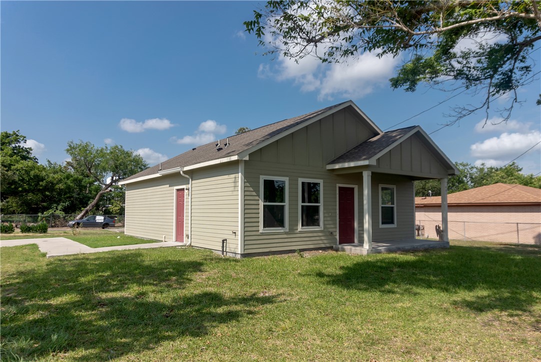 401 E Empresario Property Photo 21