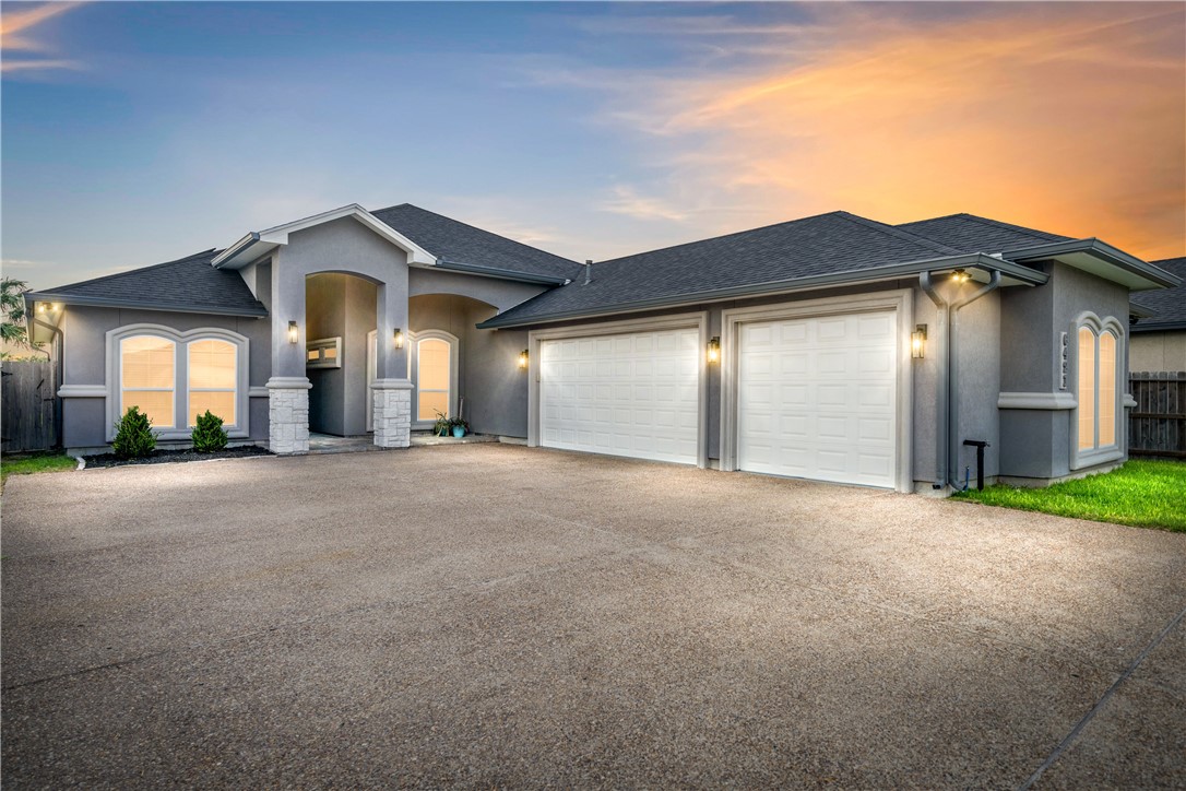 6421 Aikman Property Photo 1
