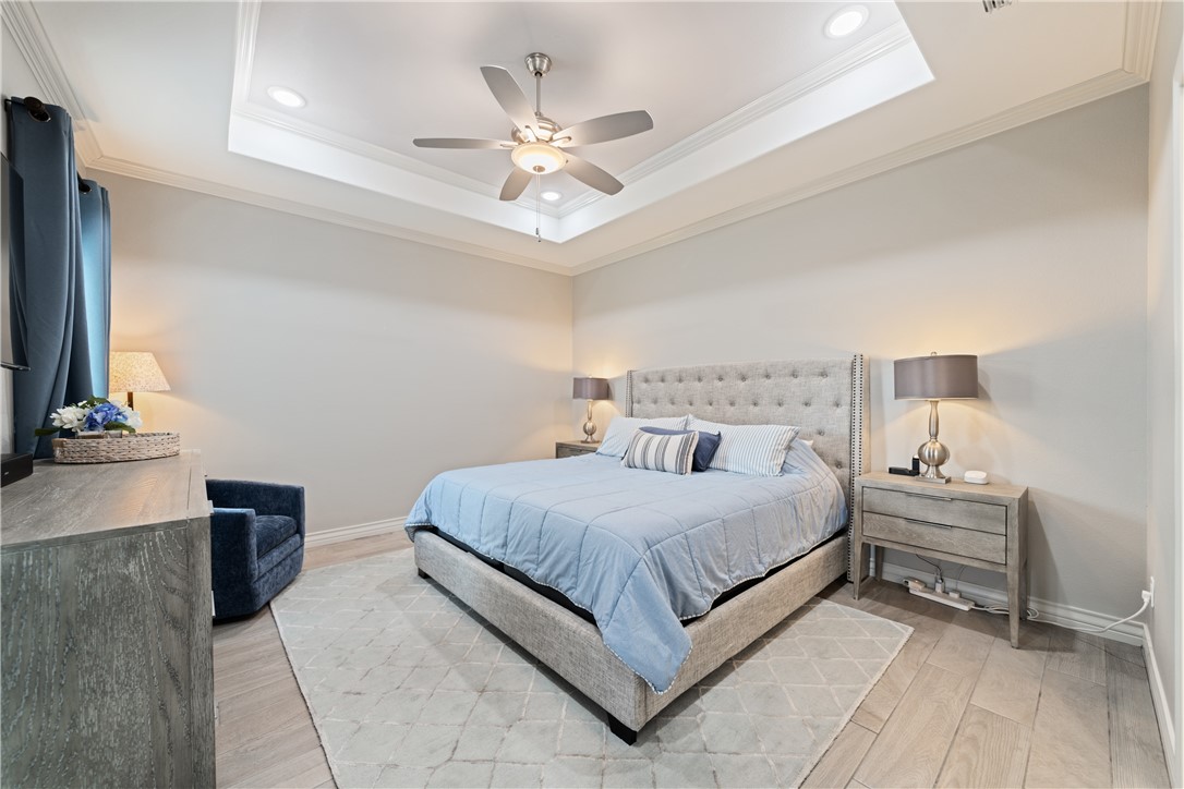 6421 Aikman Property Photo 25