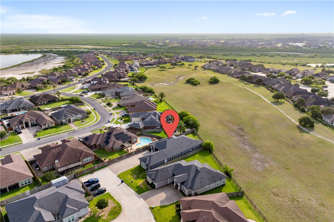 6421 Aikman Property Photo 38