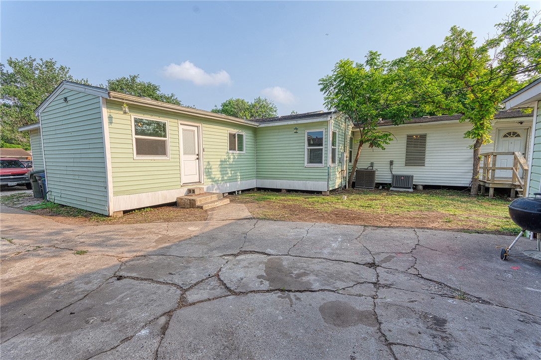 1309 Annapolis Dr Property Photo 21