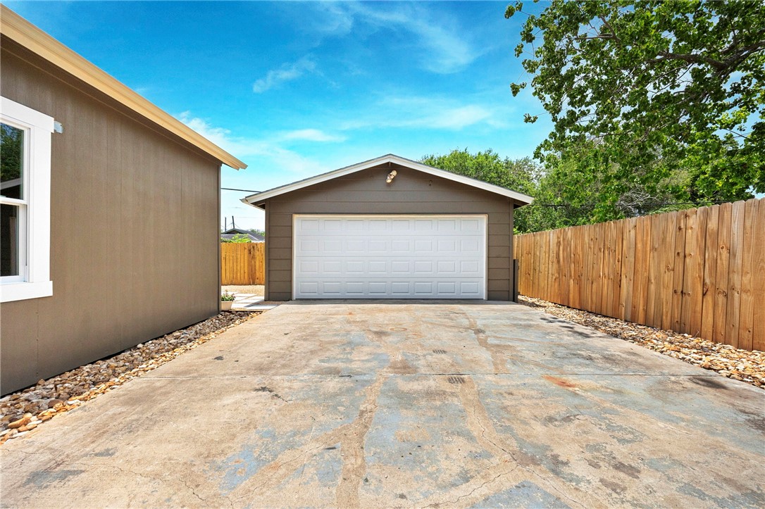 1437 14th St Property Photo 14