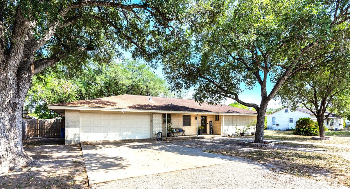 1018 Cook Property Photo 2