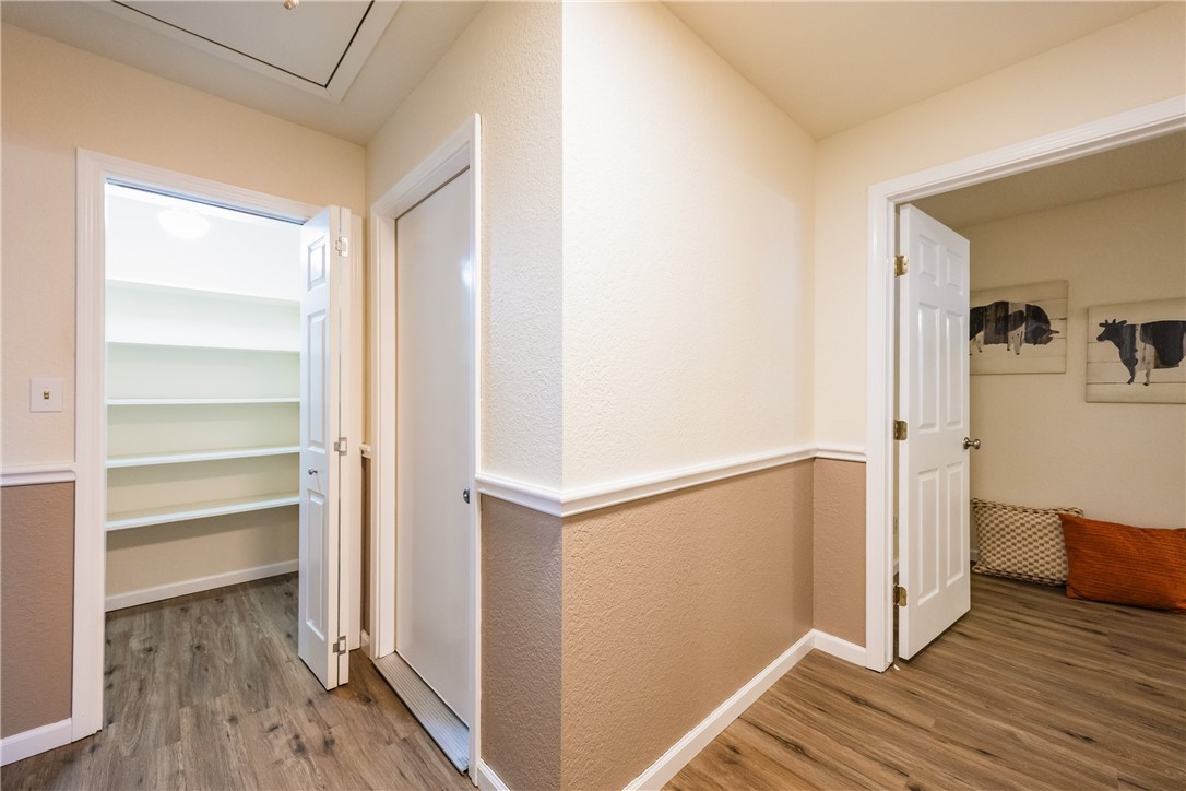 1018 Cook Property Photo 16