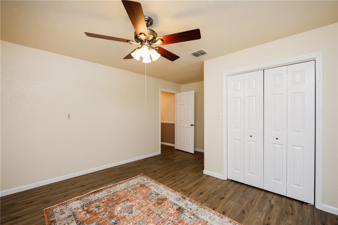 1018 Cook Property Photo 27