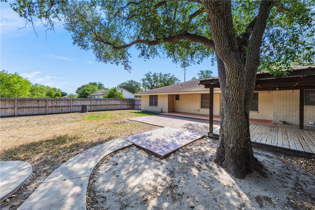 1018 Cook Property Photo 33