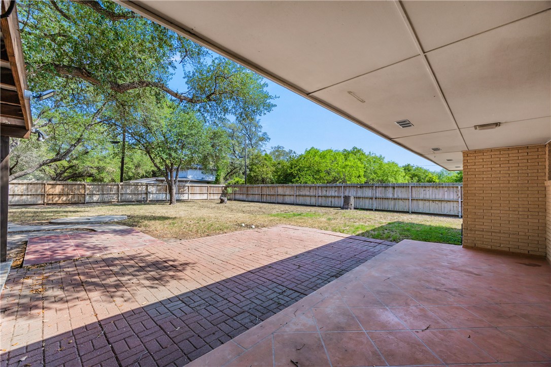1018 Cook Property Photo 39