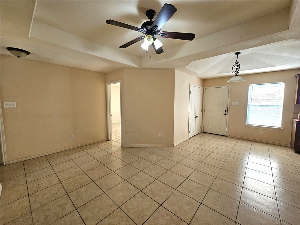 4318 Ivy Property Photo 4
