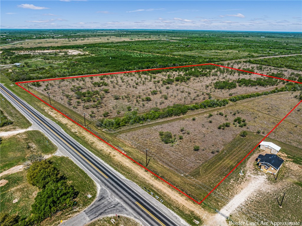 10 Acres Out Of 3286 W Fm 624 Road Property Photo 4