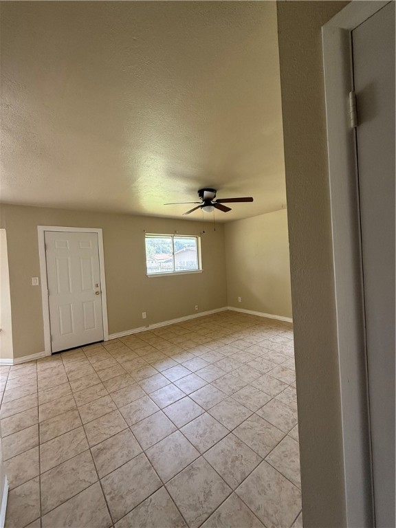 1005 Schallert Dr Property Photo 3