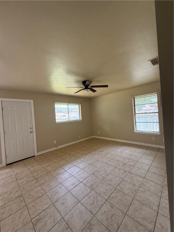 1005 Schallert Dr Property Photo 4