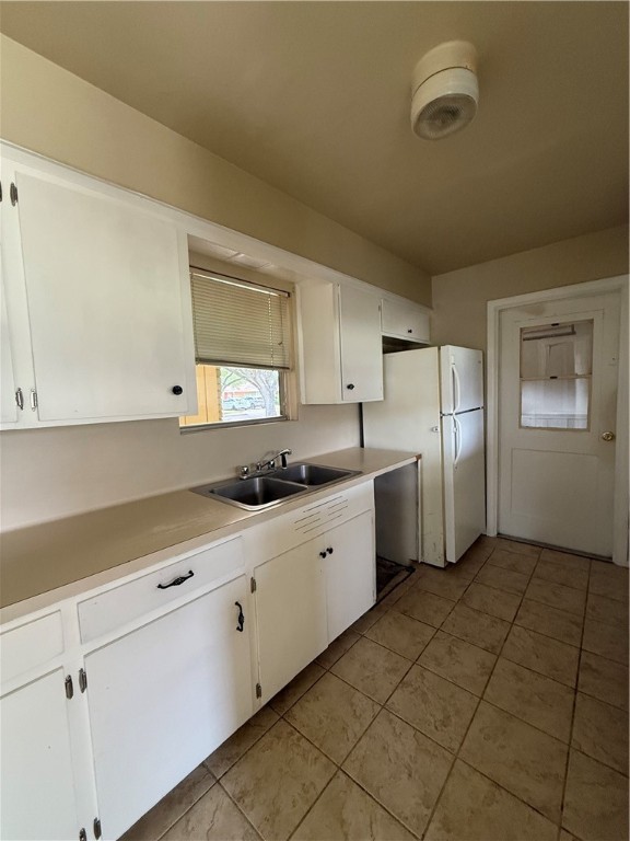 1005 Schallert Dr Property Photo 6