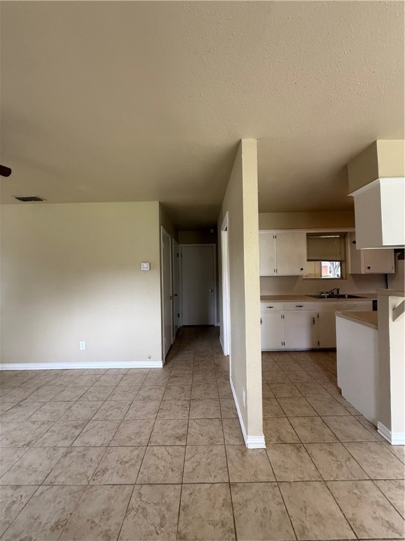 1005 Schallert Dr Property Photo 12