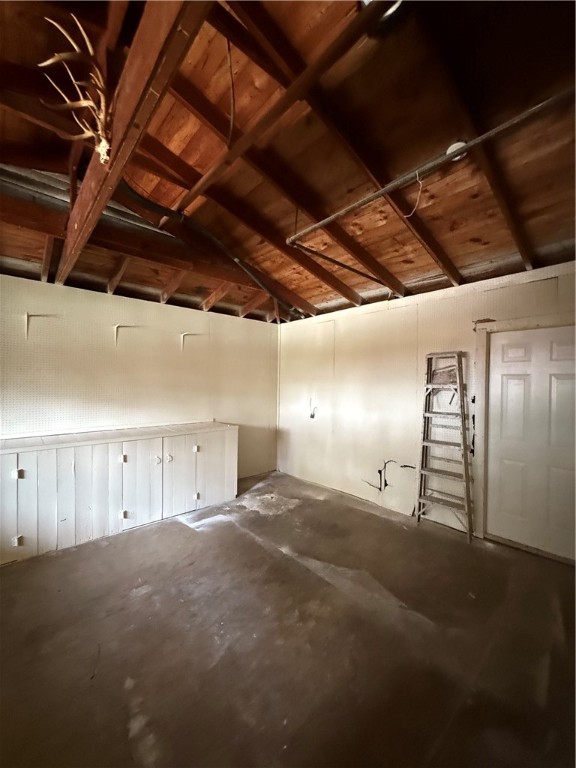 1005 Schallert Dr Property Photo 22