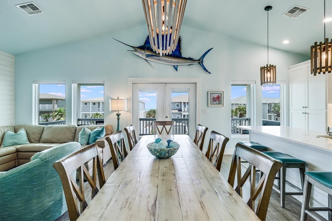 835 Ocean Side Property Photo 6