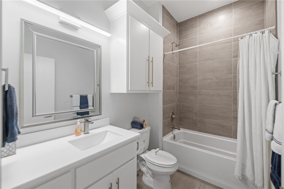 15130 Reales Dr Property Photo 13