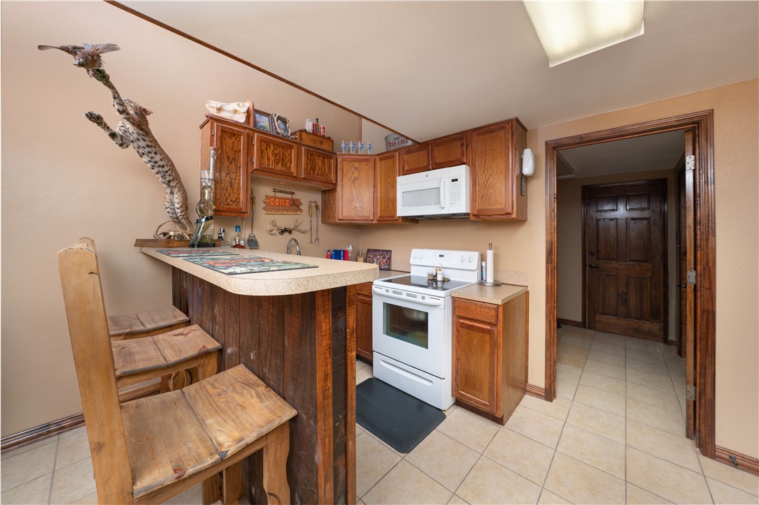 227 S Hollow Tree Property Photo 17