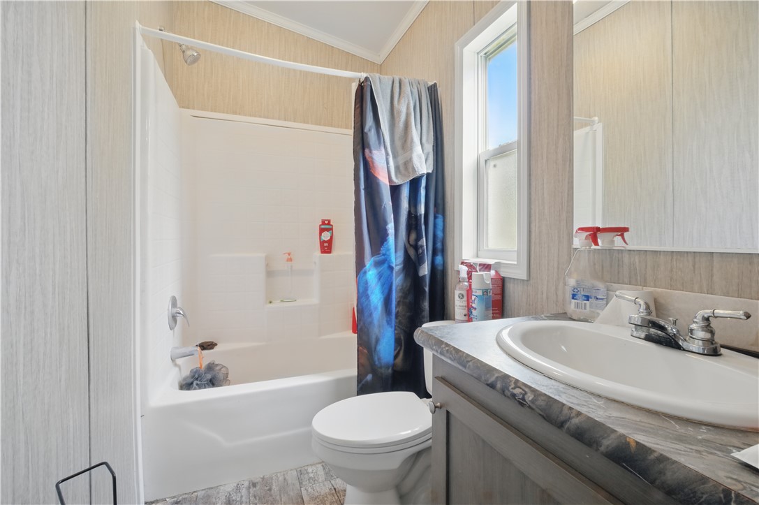 213 S Fuqua St Property Photo 4