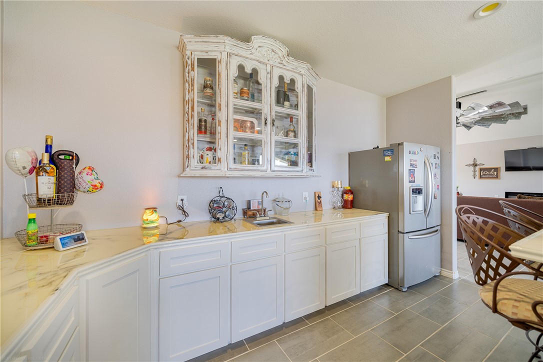 529 County Road 372 Property Photo 15