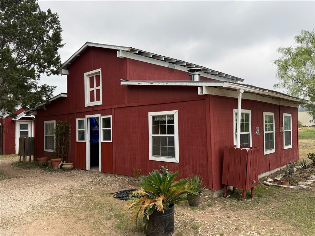 28799 N Us Highway 83 Property Photo 7
