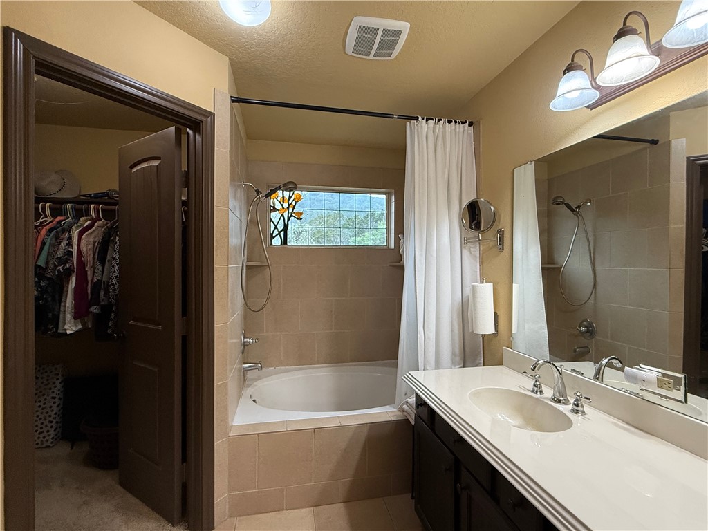 28799 N Us Highway 83 Property Photo 17