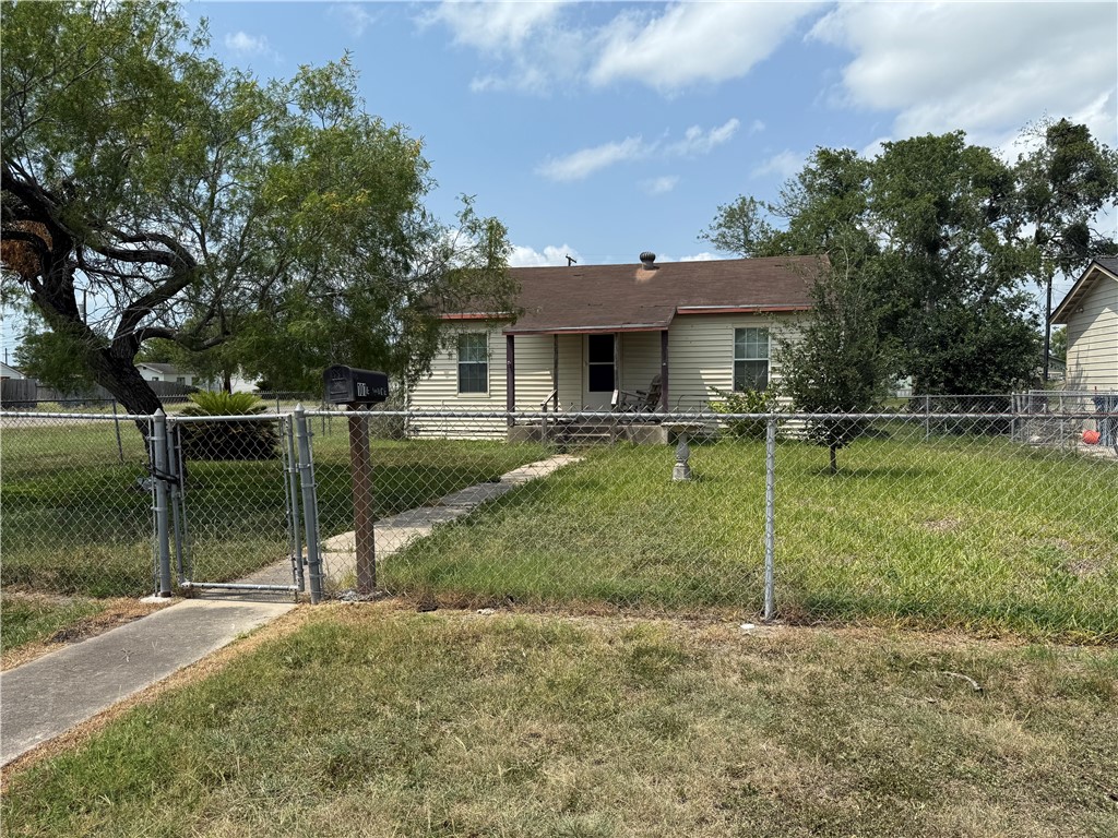 101 E. Joyce Property Photo 1