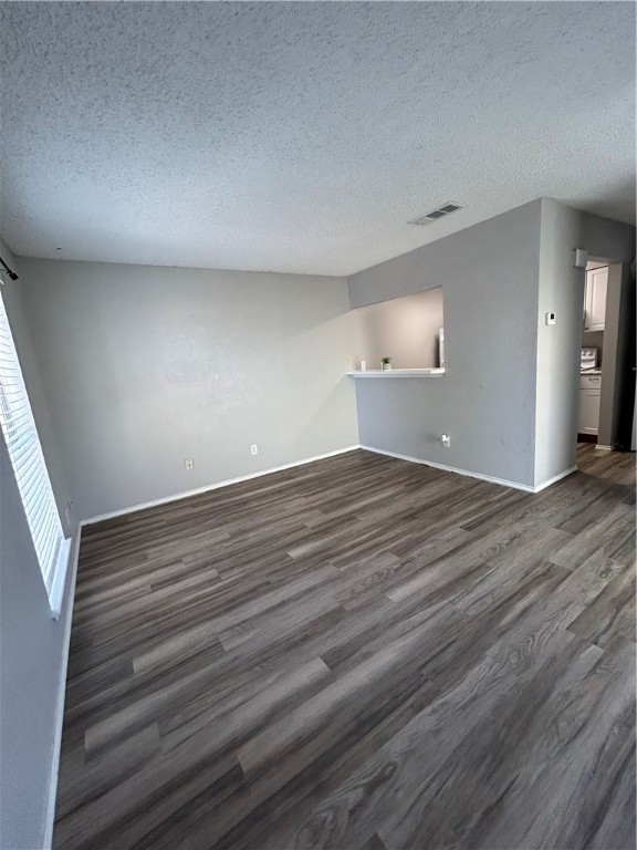 6702 Everhart I-105 Property Photo 3