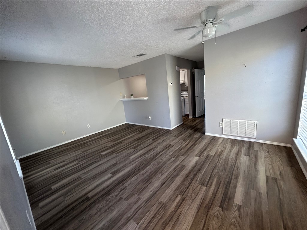 6702 Everhart I-105 Property Photo 4