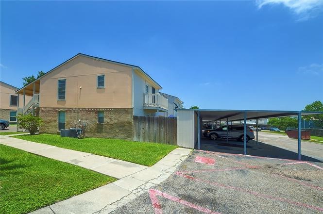 6702 Everhart I-105 Property Photo 18