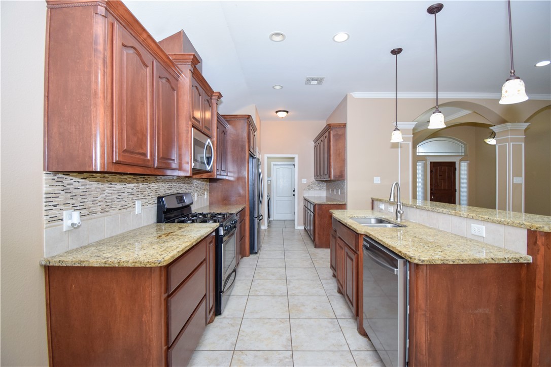 1601 Sea Oak Dr Property Photo 11