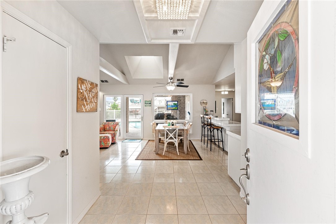 13758 Hawksnest Bay Ave Property Photo 7